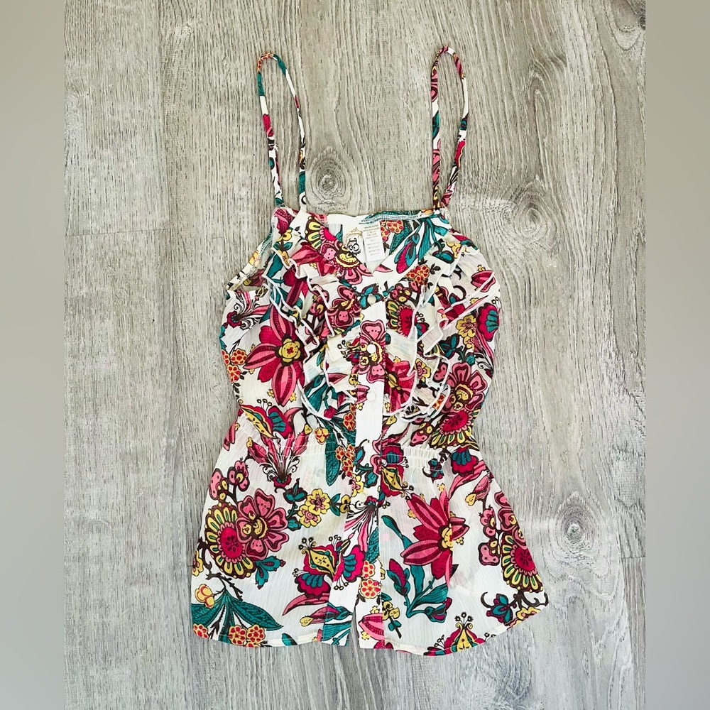Woman’s peplum top
